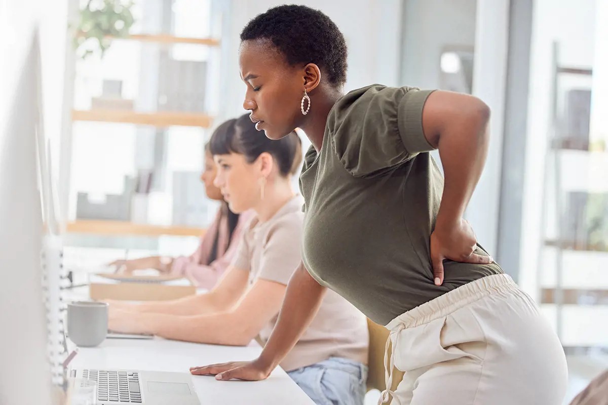 Sharp vs. Dull Hip Pain: What the Type of Pain Says About Your Body 1 Sharp vs. Dull Hip Pain: What the Type of Pain Says About Your Body