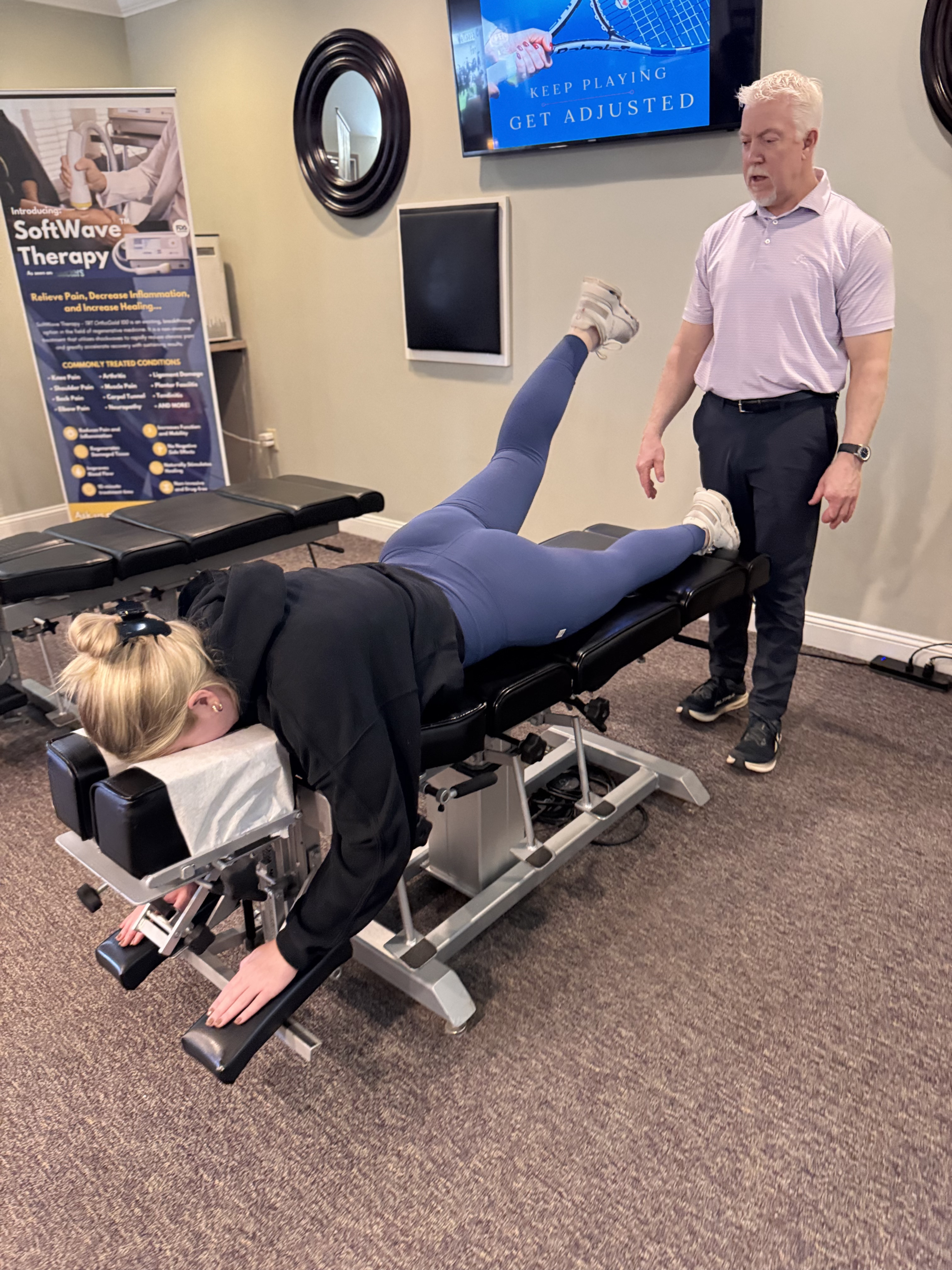 How Chiropractic Care in North Hampton Help With Leg Pain