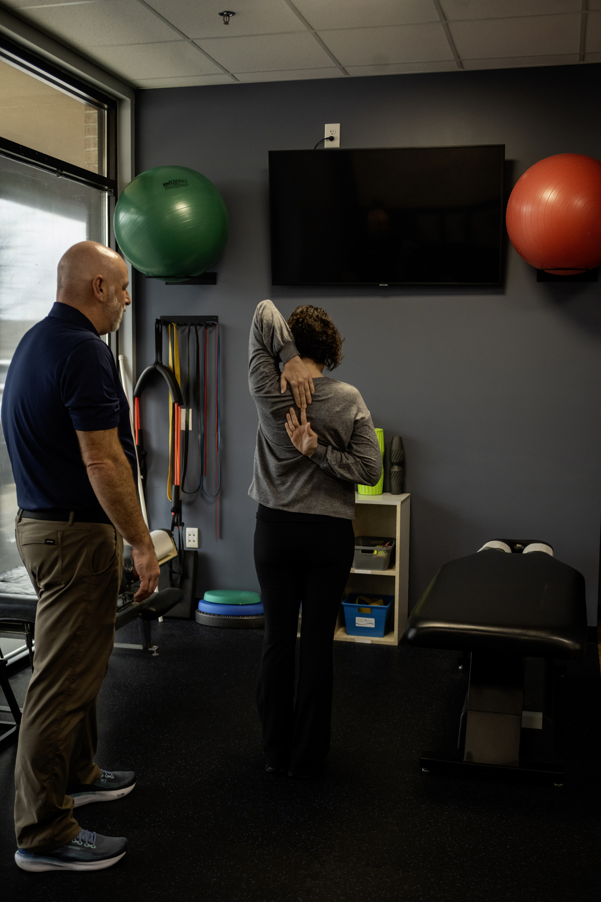 What Causes Scoliosis and How Chiropractic Can Help 1 What Causes Scoliosis and How Chiropractic Can Help