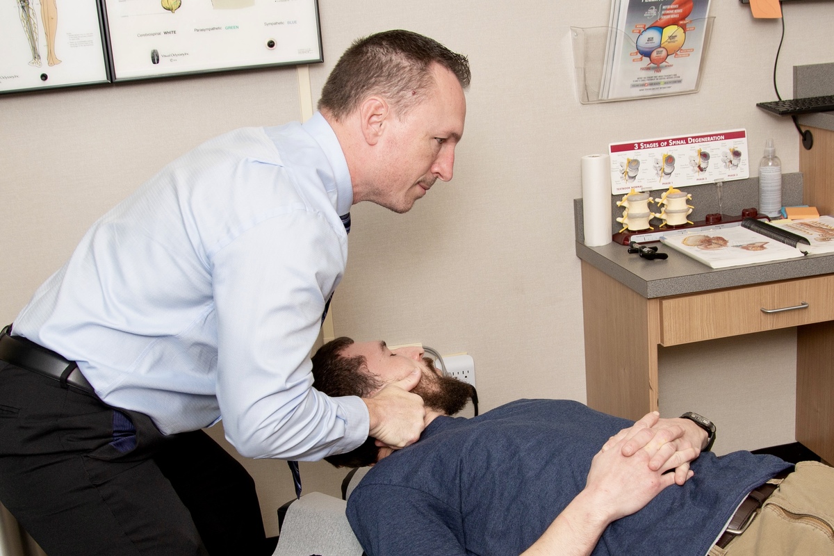 Whiplash Injury Explained: Causes, Symptoms, and Diagnosis 2 Whiplash Injury Explained: Causes, Symptoms, and Diagnosis