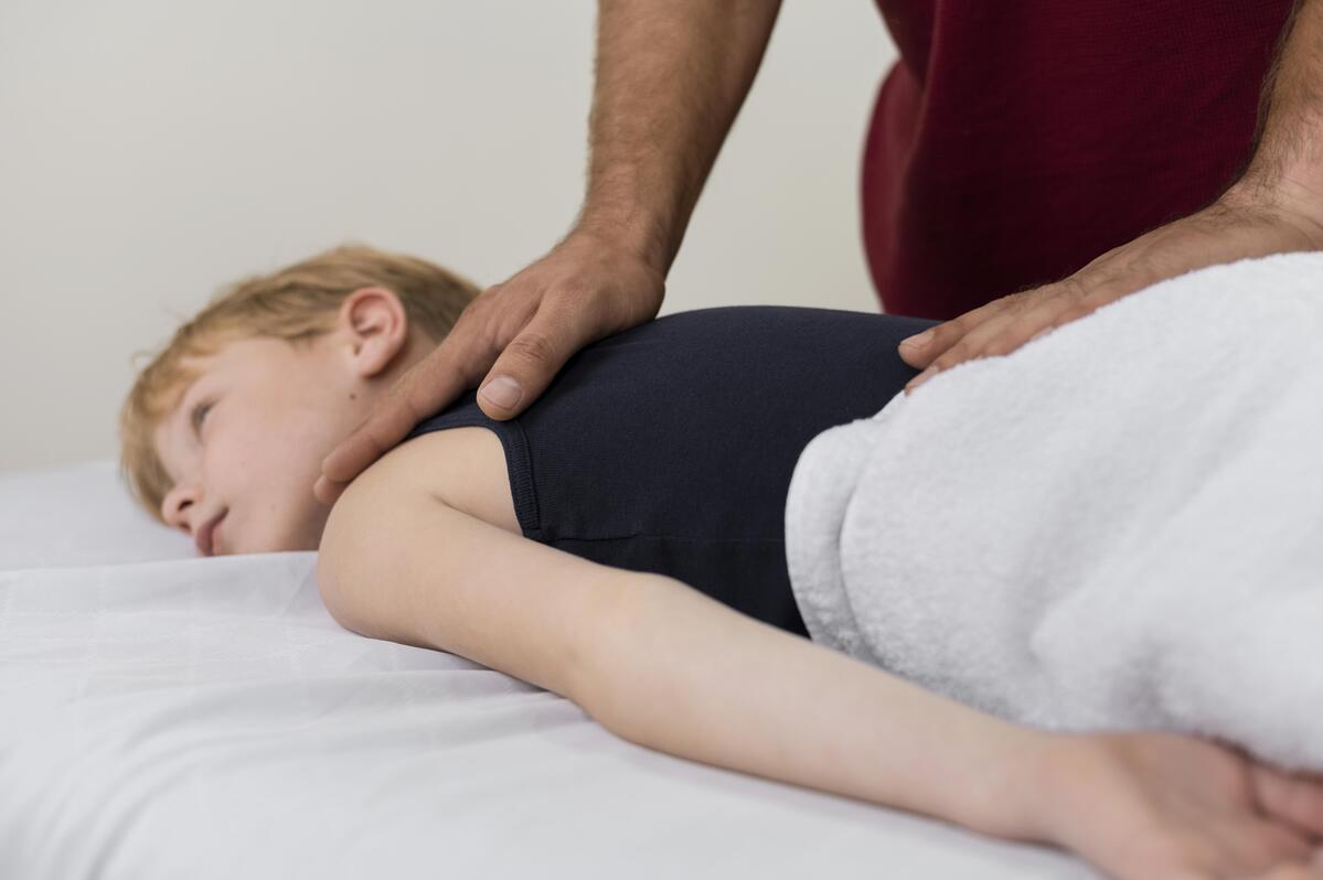 Backpack Tips: Keeping Your Kids Back Strong 1 Backpack Tips: Keeping Your Kids Back Strong