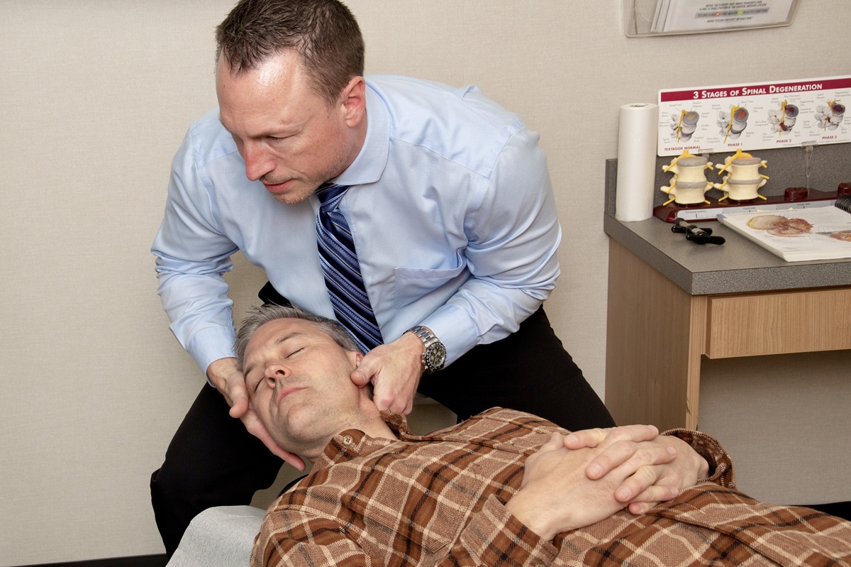 Still Waking Up With Neck Pain? Here's What's Really Going On 1 Still Waking Up With Neck Pain? Here's What's Really Going On