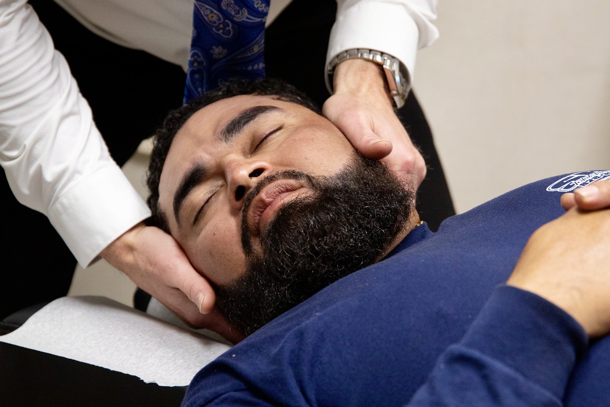 Why You Should See A Chiropractor for Headaches & Migraines 1 Why You Should See A Chiropractor for Headaches & Migraines